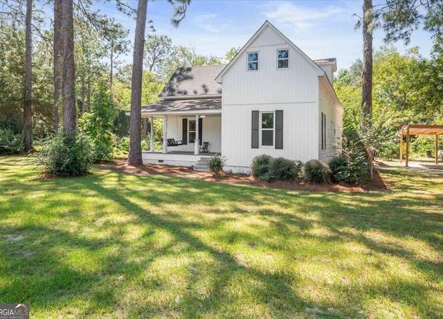 Property at 4885 Carmen Rd, Waycross, GA 31503, 3 beds, 2 baths