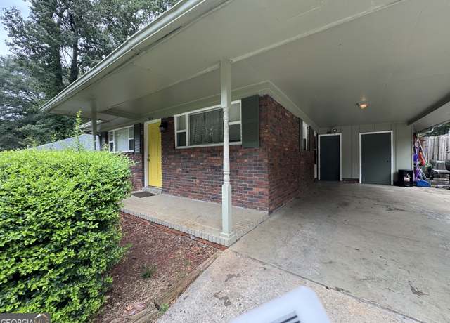 Property at 1436 Willow Trl SW, Atlanta, GA 30311, 3 beds, 2 baths
