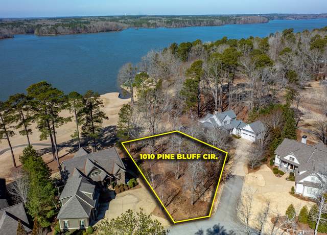 Property at 1010 Pine Bluff Cir, Greensboro, GA 30642