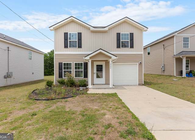 Property at 2792 Jordan Ave, Macon, GA 31217, 3 beds, 2.5 baths