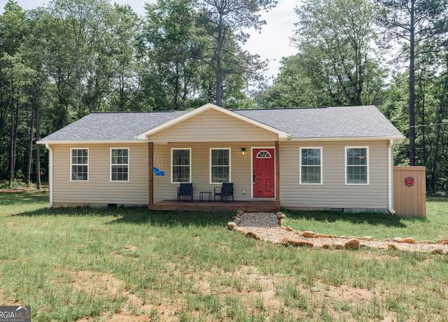 Property at 2100 New Hope Church Rd, Comer, GA 30629, 3 beds, 2 baths