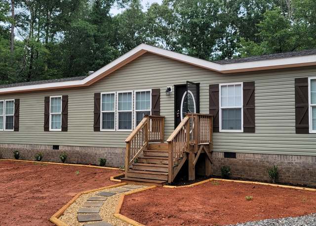 Property at 4373 Whiporwill Rd, Gillsville, GA 30543, 4 beds, 2 baths