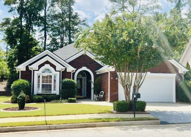 Property at 121 Pinnacle Ln, Mcdonough, GA 30253, 3 beds, 2 baths