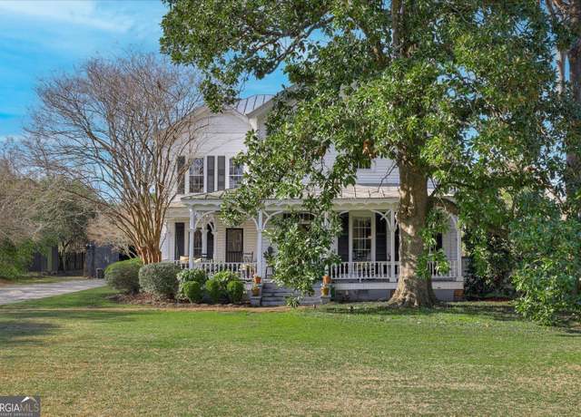 Property at 101 W Wise St, Trenton, SC 29847, 5 beds, 2 baths