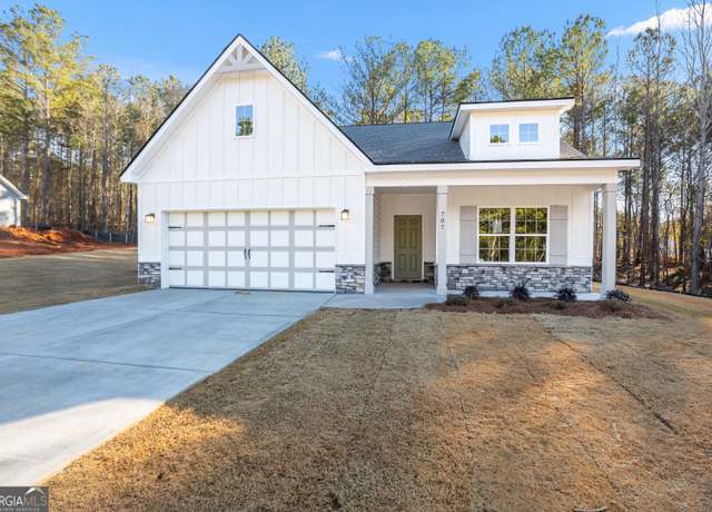 Property at 707 Jasmine Dr, Macon, GA 31211, 3 beds, 2 baths