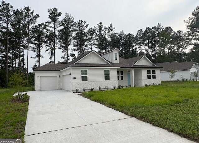 Property at 201 Park View Ln, Kingsland, GA 31548, 3 beds, 2.5 baths
