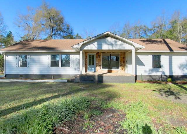 Property at 33 Inman Ln, Thomasville, GA 31757, 3 beds, 2 baths