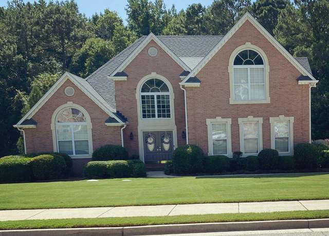 Property at 135 Danube Trl, Stockbridge, GA 30281, 4 beds, 3.5 baths