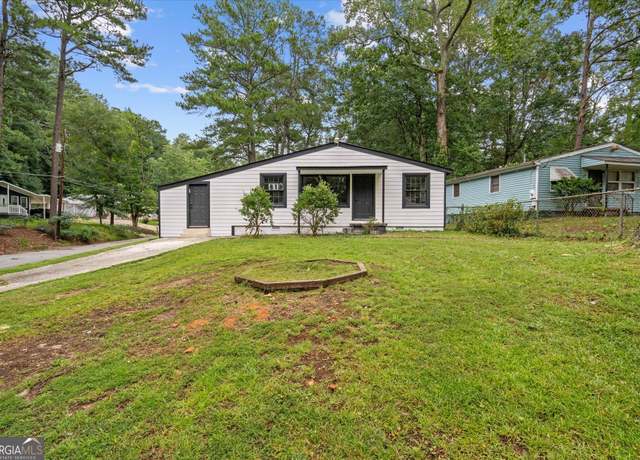 Property at 3102 Mckenzie Rd, East Point, GA 30344, 3 beds, 2 baths