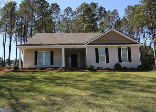 Property at 721 Maria Sorrell Rd, Statesboro, GA 30461, 3 beds, 2 baths