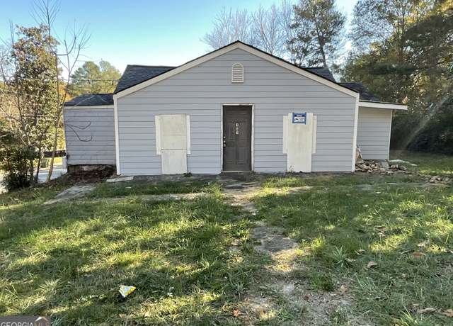 Property at 305 Fairburn Rd NW, Atlanta, GA 30331, 6 beds, 2 baths