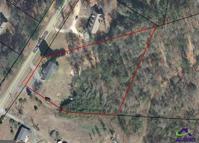 Property at 2644 Pineworth Rd, Macon, GA 31216, 4 beds, 2 baths