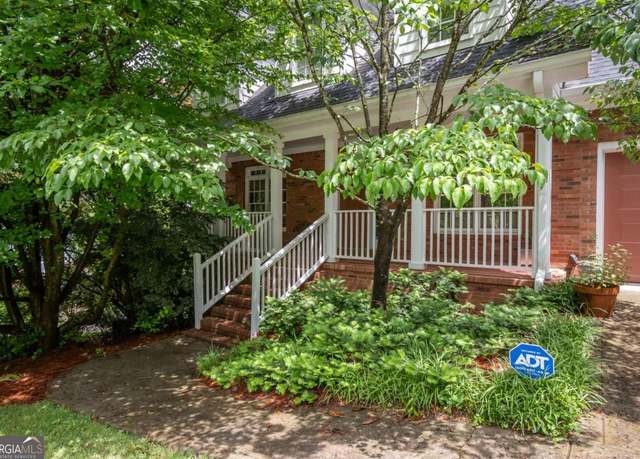 Property at 127 Chestnut Ln, Athens, GA 30606, 4 beds, 4.5 baths