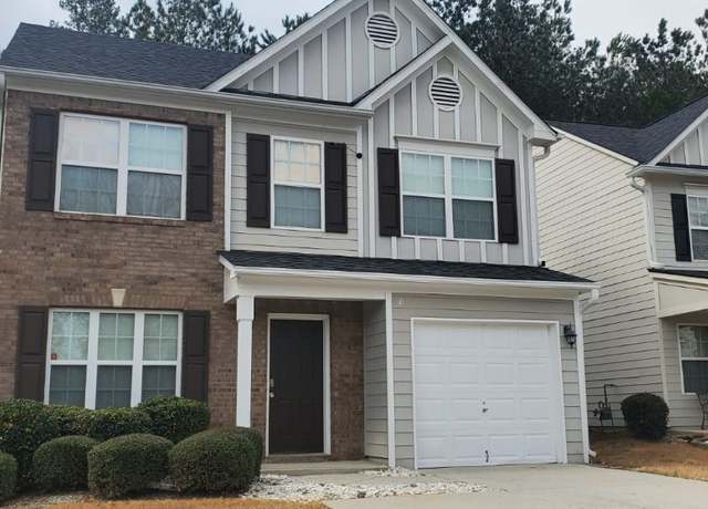 Property at 9487 Lakeview Rd, Union City, GA 30291, 3 beds, 2.5 baths