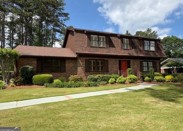 Property at 33 Berkshire Dr NE, Rome, GA 30161, 4 beds, 3 baths