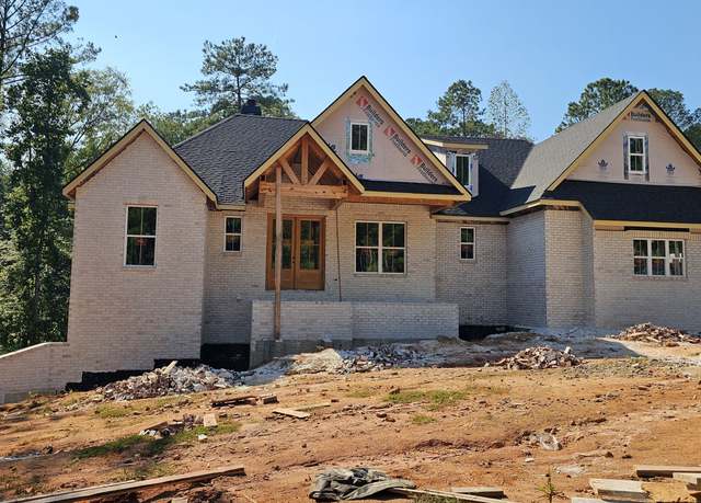 Property at 88 Adam Dr, Forsyth, GA 31029, 5 beds, 3.5 baths