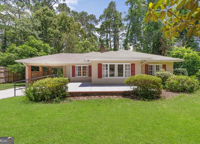 Property at 118 Lee St, Statesboro, GA 30458, 3 beds, 2 baths