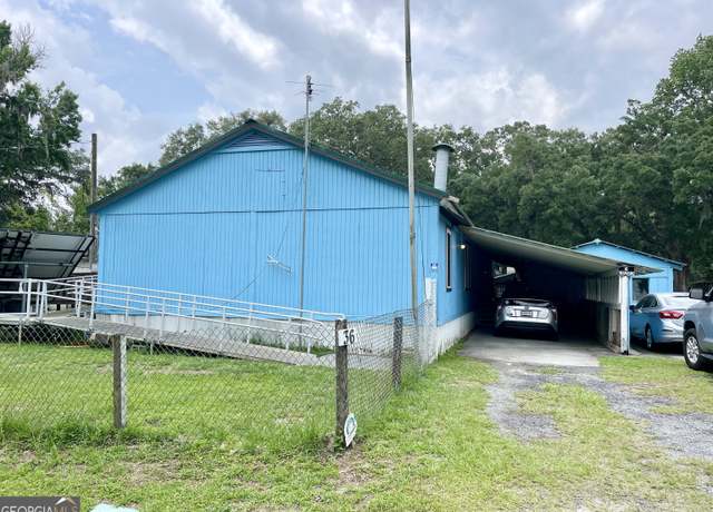 Property at 36 Ocean View St, Woodbine, GA 31569, 4 beds, 2 baths