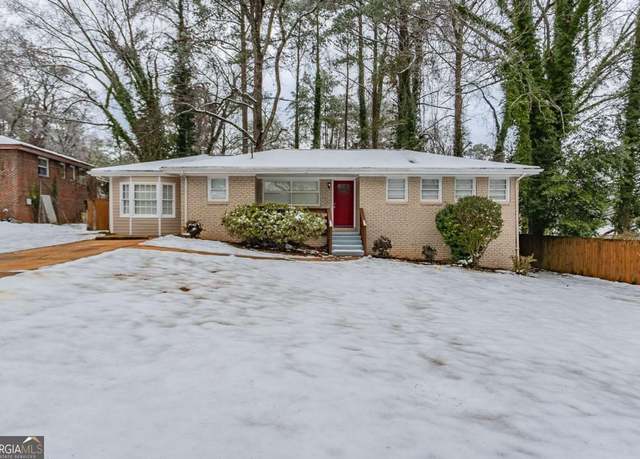 Property at 3426 Glensford Dr, Decatur, GA 30032, 3 beds, 1.5 baths