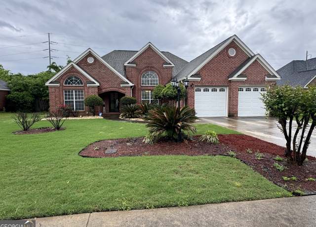 Property at 115 Saint Marlo Dr, Centerville, GA 31028, 3 beds, 2 baths