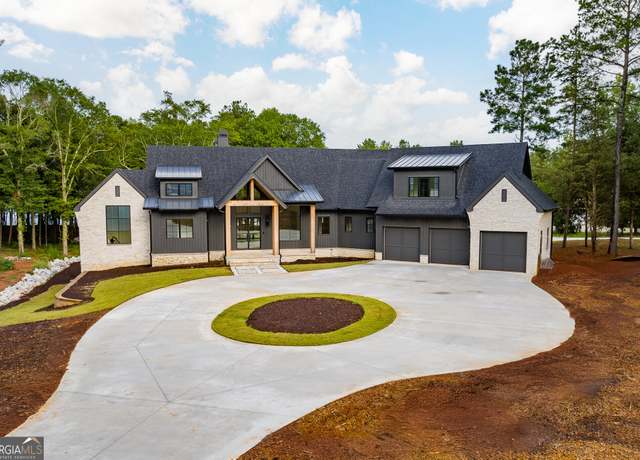 Property at 123 Carlota Way, Hartwell, GA 30643, 5 beds, 4.5 baths