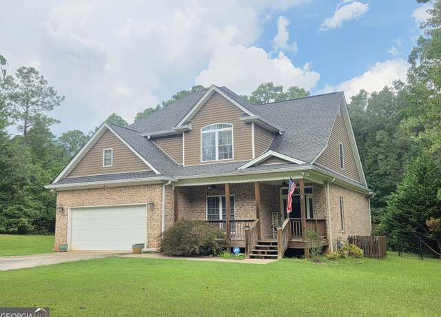 Property at 5590 Dorsett Shoals Ln, Douglasville, GA 30135, 4 beds, 2.5 baths