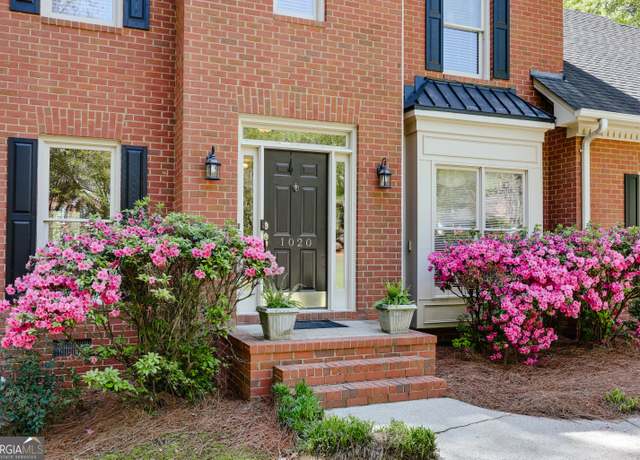 Property at 1020 Daniell Ct, Watkinsville, GA 30677, 5 beds, 2.5 baths
