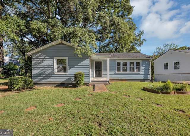 Property at 725 Washington Ave NE, Marietta, GA 30060, 2 beds, 1 bath