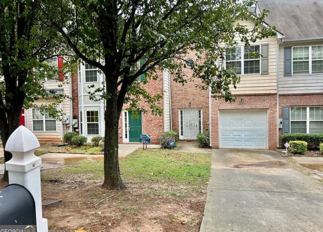 Property at 150 Brookview Dr, Riverdale, GA 30274, 3 beds, 2.5 baths