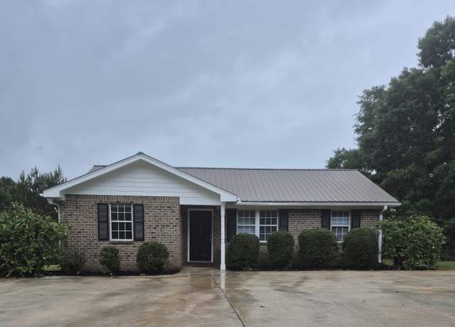Property at 115 Big Oak Cir, Athens, GA 30605, 3 beds, 3 baths
