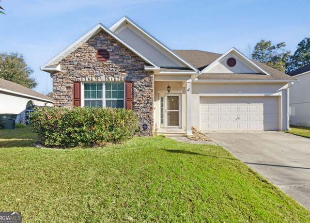 Property at 117 Pine Bluff Blvd W, Kingsland, GA 31548, 4 beds, 2.5 baths