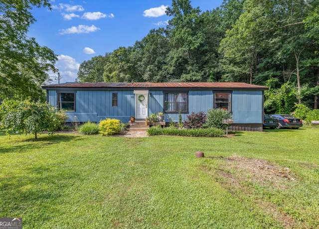 Property at 111 Park St, Maysville, GA 30558, 3 beds, 1.5 baths