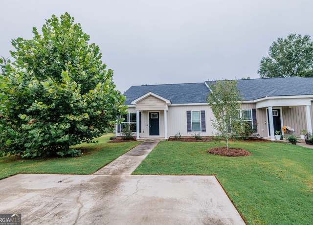 Property at 207 Washington Place Dr, Perry, GA 31069, 3 beds, 2 baths
