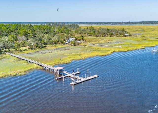 Property at 200, 201, 203 Dell Lane Rd, Brunswick, GA 31523, 7 beds, 5 baths