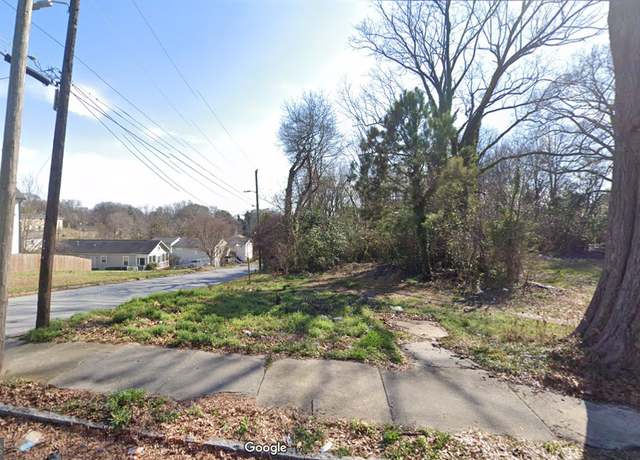 Property at 860 NW Fox St, Atlanta, GA 30318