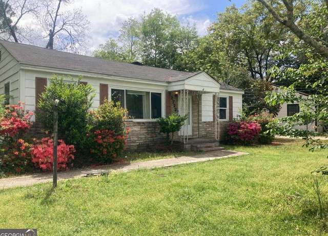 Property at 2722 Alden St, Macon, GA 31206, 3 beds, 2 baths