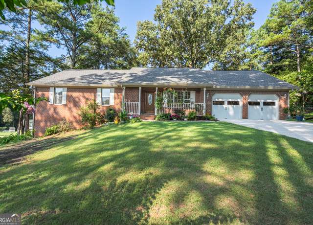 Property at 71 Lee Ave, Cedartown, GA 30125, 3 beds, 2 baths