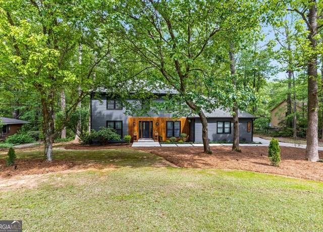 Property at 125 Marilyn Ct, Fayetteville, GA 30214, 4 beds, 2.5 baths