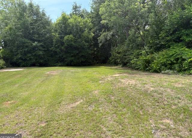Property at 709 Hobson St, Albany, GA 31705