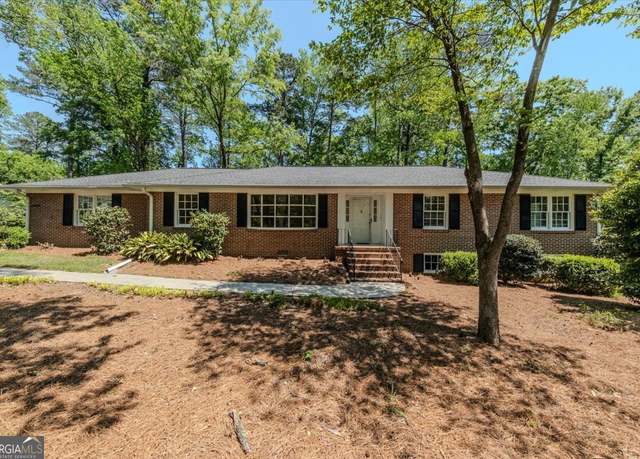 Property at 1325 Marlowe Dr, Macon, GA 31210, 3 beds, 2 baths