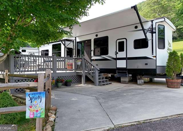 Property at 17 Lauren Dr, Blairsville, GA 30512, 1 bed, 1 bath
