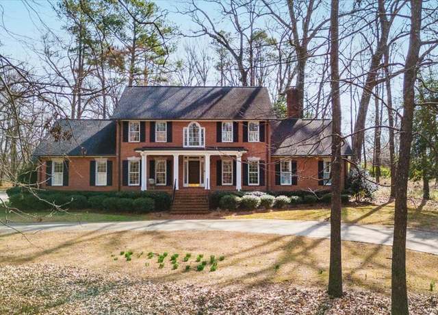 Property at 1439 Old Forsyth Rd, Macon, GA 31210, 5 beds, 5.5 baths