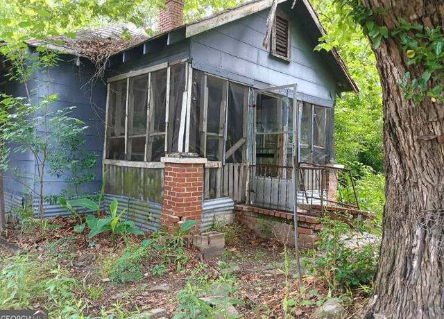 Property at 906 Winston Rd, Columbus, GA 31903, 3 beds, 2 baths