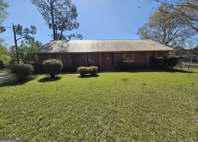 Property at 502 Navajo Ct, Albany, GA 31721, 3 beds, 2 baths