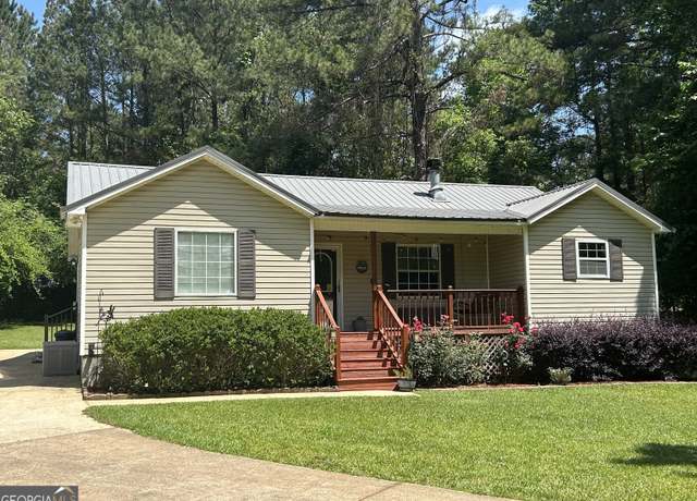 Property at 3550 West Point Rd, Lagrange, GA 30240, 3 beds, 2 baths
