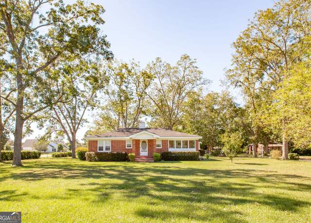 Property at 5605 Ga Highway 121, Blackshear, GA 31516, 4 beds, 2 baths