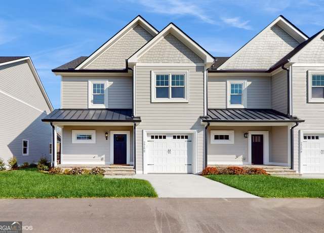 Property at 776 E-H N Main St, Hiawassee, GA 30546, 4 beds, 4.5 baths