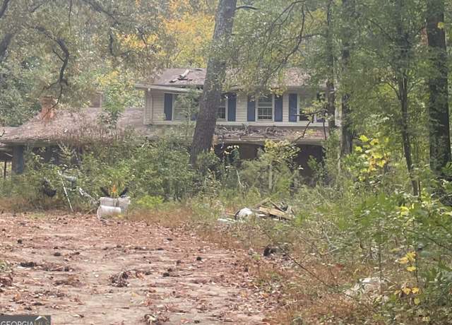 Property at 3311 Rowden Rd, Ellenwood, GA 30294, 3 beds, 2.5 baths