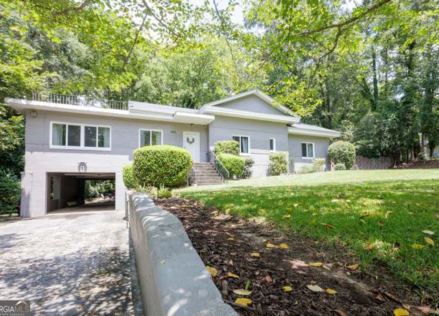 Property at 1485 Lone Oak Dr, Macon, GA 31211, 3 beds, 2.5 baths