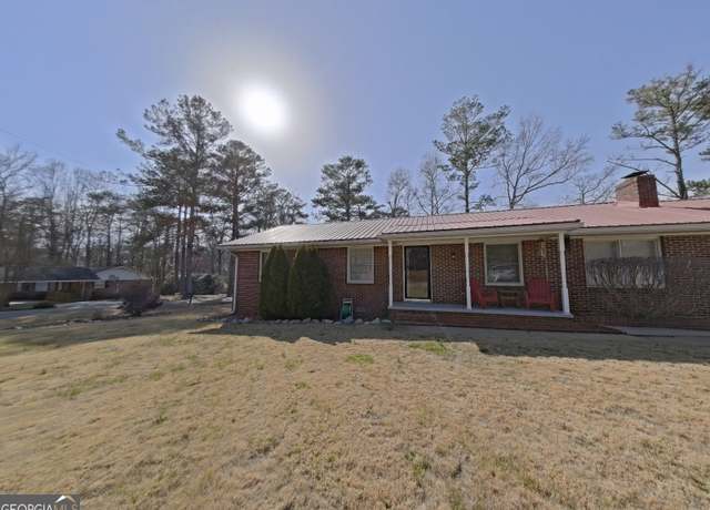 Property at 805 S West St, Greensboro, GA 30642, 4 beds, 1.5 baths